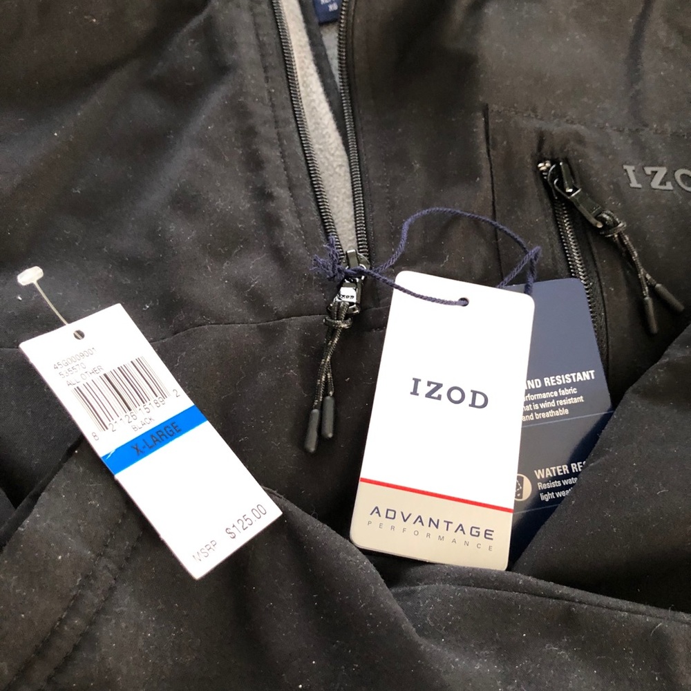 Black Izod men’s pull over jacket with quarter zip